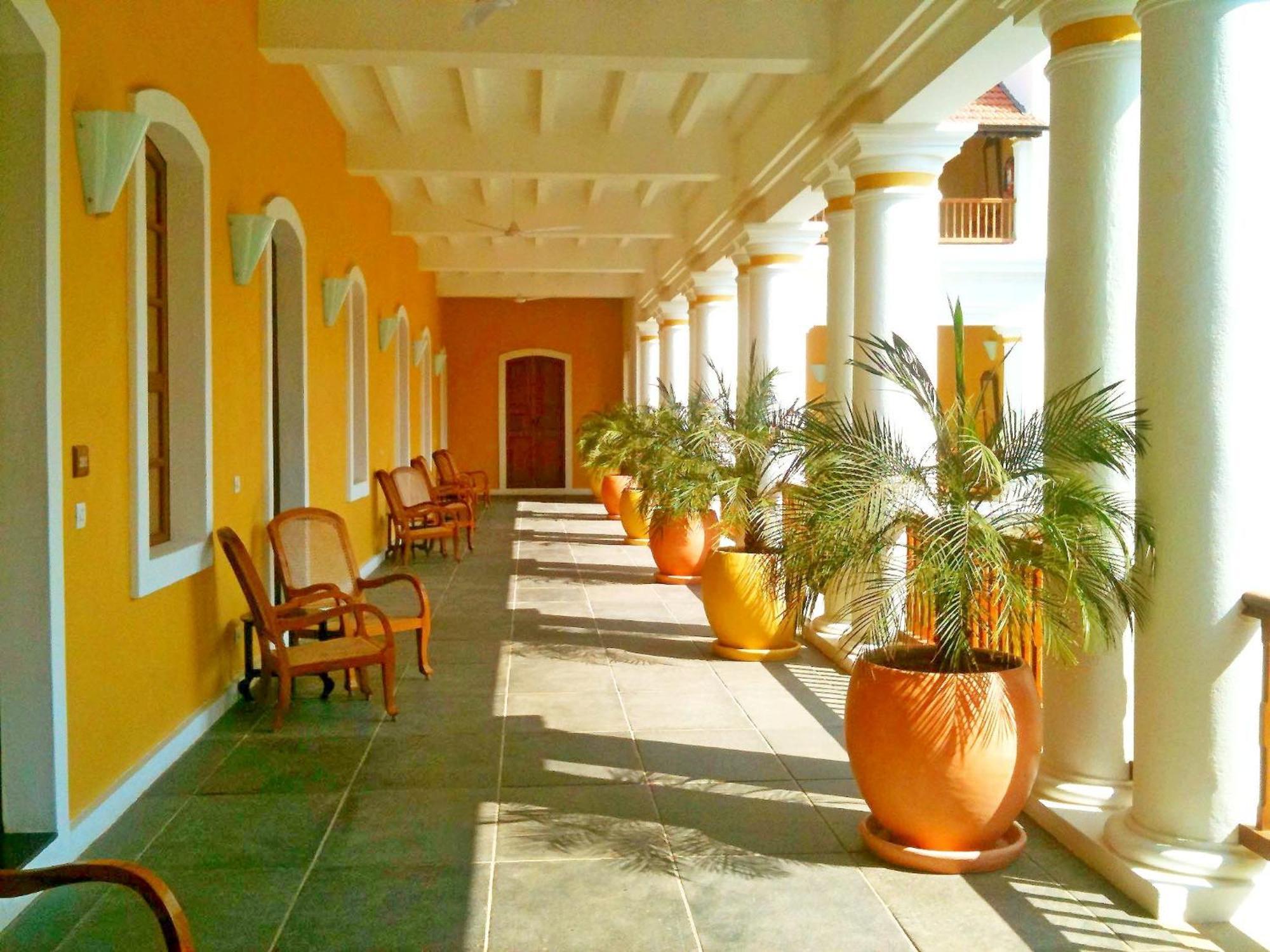 מלון פונדיצ'רי Palais De Mahe - A Cgh Earth Experience מראה חיצוני תמונה